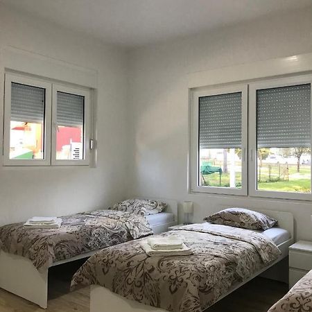 Soba Milojkovic Apartment โกลูบาค ภายนอก รูปภาพ