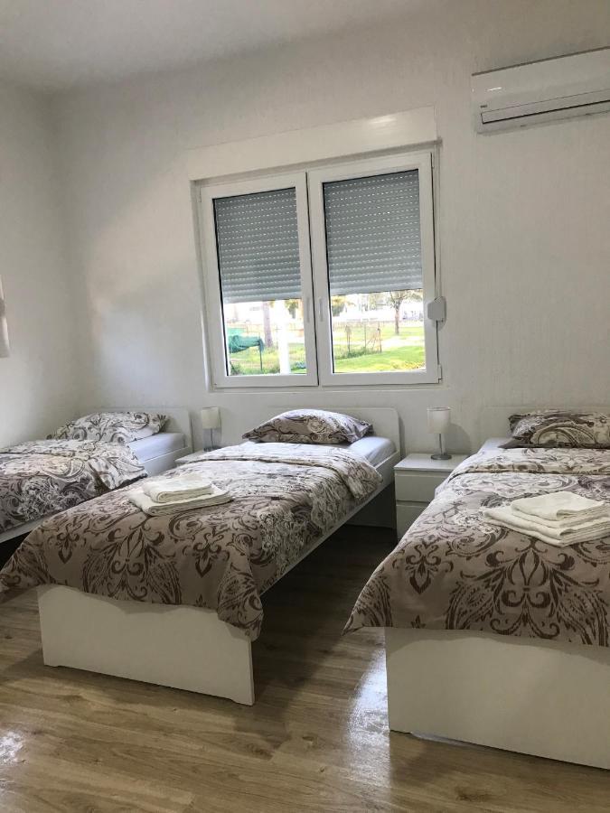 Soba Milojkovic Apartment โกลูบาค ภายนอก รูปภาพ
