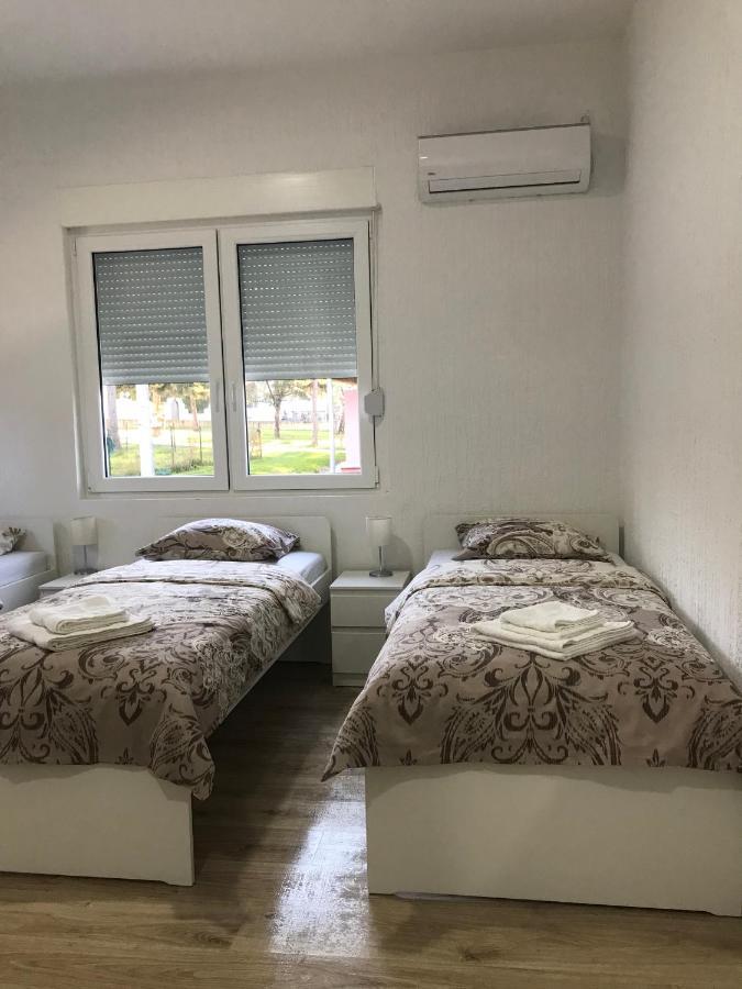 Soba Milojkovic Apartment โกลูบาค ภายนอก รูปภาพ